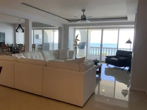 Coastal luxury paradise - Image 4
