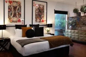 Minni Gums- a perfect romantic getaway - Image 2