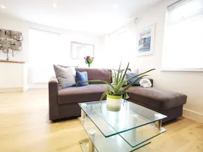 No.2 Horizon - Apartment in East Wittering Village - Image 2