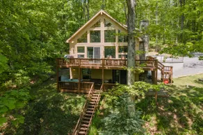 Dockside Dog Friendly Retreat w/ Views & Arcades - Image 5
