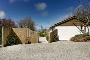 The Hide - Image 2