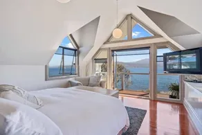 Casa Con Vista Luxury Waterfront Home, Sleeps 10 - Image 4