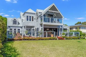 Casa Con Vista Luxury Waterfront Home, Sleeps 10 - Image 3