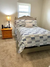 Close to Hickory, 3br 1.5ba Carport and free cable - Image 5