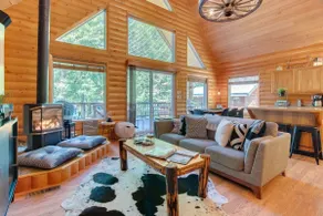 River Run Lodge | Hot Tub, No pet fee, AC - Image 2