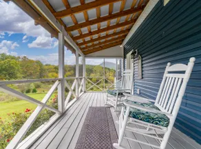 Cozy Tiny Home w/ Mountain Views near W&L & VMI - Image 3