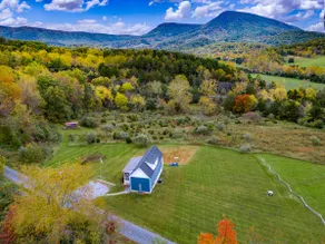 Cozy Tiny Home w/ Mountain Views near W&L & VMI - Image 2