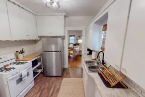 Boho Bungalow | 2 Kings + Pet-Friendly Fenced Yard - Image 4