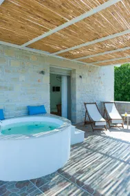 Villa Prima-4bedroom Villa, 3 Badezimmer, beheizter Pool und Jacuzzi mit Meerblick! - Image 3