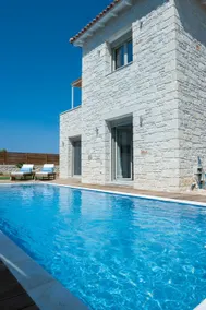Villa Prima-4bedroom Villa, 3 Badezimmer, beheizter Pool und Jacuzzi mit Meerblick! - Image 2