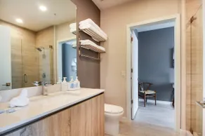Stylish 1Bdrm Penthouse In Miami Design District - Image 5