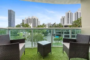 Ocean Reserve LUX/Bright APT Steps From Beach - Image 5
