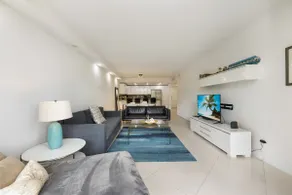 Ocean Reserve LUX/Bright APT Steps From Beach - Image 3