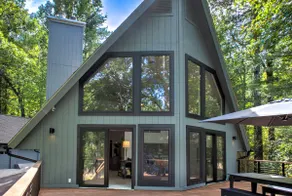 The Oak Lake House on Wanteska | Secluded Lakeferont Property - Image 2