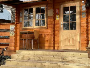 Retro Lodge nr Dartmoor with hot tub & opt sauna - Image 5