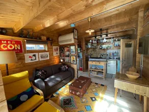 Retro Lodge nr Dartmoor with hot tub & opt sauna - Image 2
