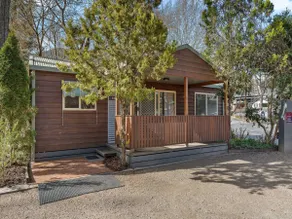 Two Bedroom Spa Cabin - Bogong - Image 4
