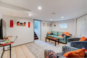 Cozy Home | King Bed | 10P | Metra |Chicago Suburb - Image 4