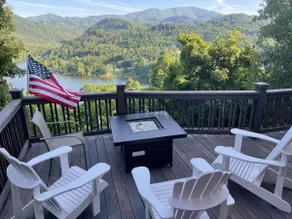 Watauga Lake & Mtn Views - Hot Tub & Dock on the lake - Image 4