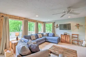 Expansive Cotter Cabin on White River w/ Deck! - Image 3