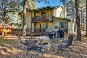 4 Mi to Woodland Lake: 2-Story Home w/ Grill - Image 2