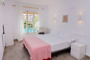 Isla Saint Tropez Apartment Javea Arenal by Rock Rentals - Image 2
