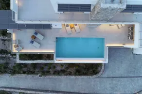 Rozites Luxury Beachfront Villa, By Hellocrete - Image 4