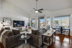 The Vistas - Lakefront Luxury Home / Mountain Views, Heated Pool with Private Pontoon Boat - Image 4