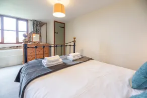 Granary Cottage, Valley Farm, Snape - Image 4