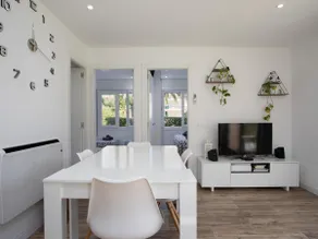 Ground floor apartment with garden, pool and parking - Image 2