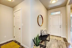 4-BDRM HOME Farmhouse at Grand Rapids - Image 3