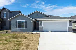 4-BDRM HOME Farmhouse at Grand Rapids - Image 2