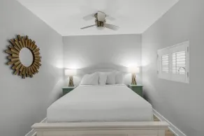 1/ Br/ 1 Ba condo @ Gulf Place!  ~Private beach access~ Sleeps 4~ 3 Pools! - Image 2