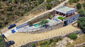 Villa for 4 with feature pool & great reviews - Image 5