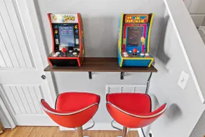 HotTub PoolTable GameRoom MovieTheater 420Friendly - Image 5