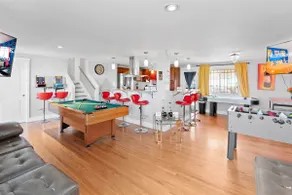 HotTub PoolTable GameRoom MovieTheater 420Friendly - Image 4