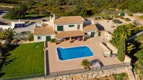 Family Villa with Pool & Algarve Views - Image 5
