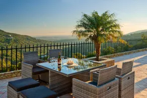 Family Villa with Pool & Algarve Views - Image 3