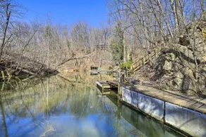 Pet-Friendly Cabin w/ Dock on Claytor Lake! - Image 3