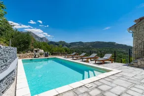Stone villa JUDITA with heated pool and hydro-massage - Image 2