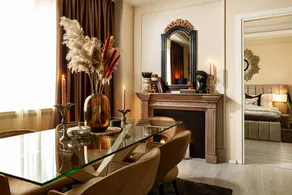 Qult·co - The Aristocrat - Image 4