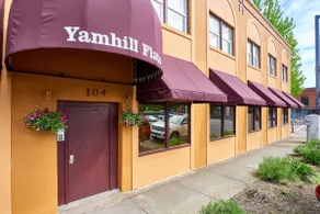 Luxury Flat in Downtown Newberg - Suite #5 - Image 2