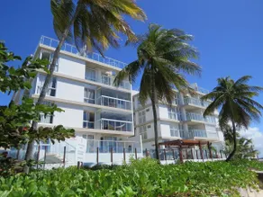 Space with hydromassage by the sea in Bessa - Image 3