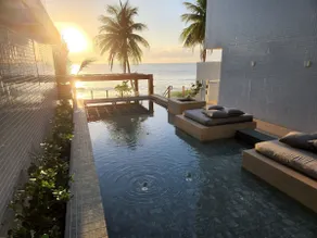 Space with hydromassage by the sea in Bessa - Image 2