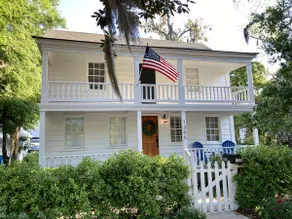Sea Glass Cottage on Duke - Three Bedrooms Downtown Beaufort - Image 5