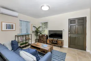 Quiet, Comfortable Sunset Ocean Beach Apartment! - Image 5