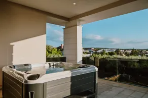 Luxury Villa Luana - Image 2