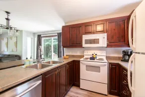 Townhouse on the Golf with Pool Access - Image 4
