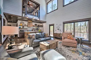 Luxury Cabin Getaway: 1 Mi To Broken Bow Lake! - Image 4