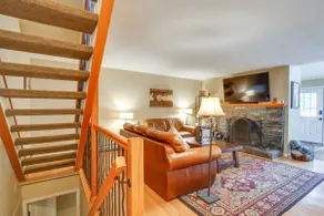 Ski-In Retreat w/ Pool! 2 Blocks to Main St Breck - Image 4